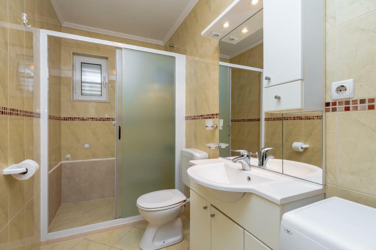 Apartment Ammor With Free Parking Dubrovnik Exterior photo